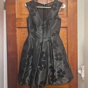 AIDAN MATTOX Black Sleeveless Formal  Dress.  Size 4